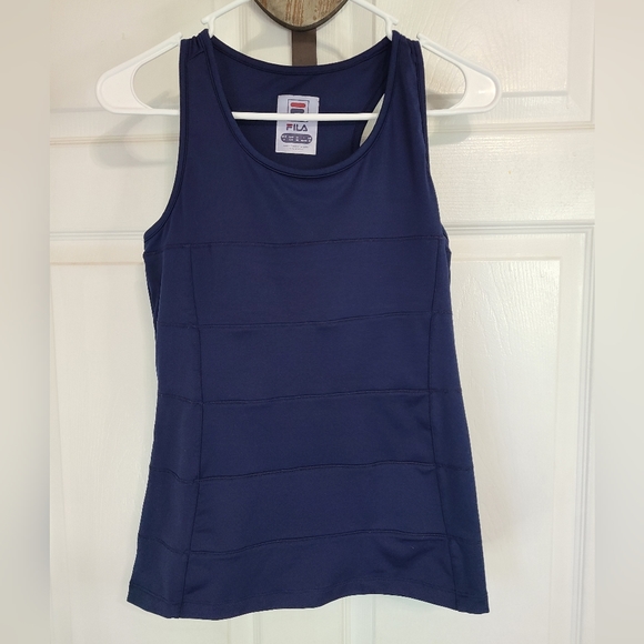 Fila Woman's Sleeveless Tanktop Workout Shirt,  Size: Small  Color: Blue - Picture 4 of 12
